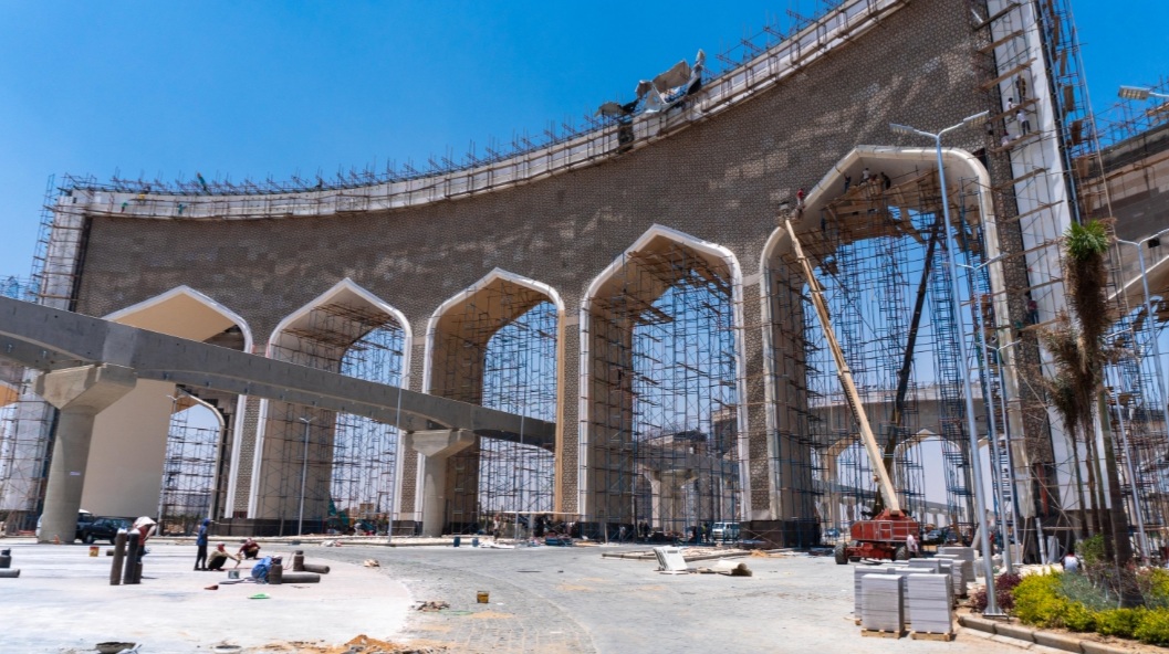 New Capital Gates