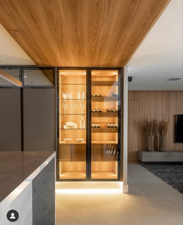 Custom Modern Glass Display Cabinet design 1