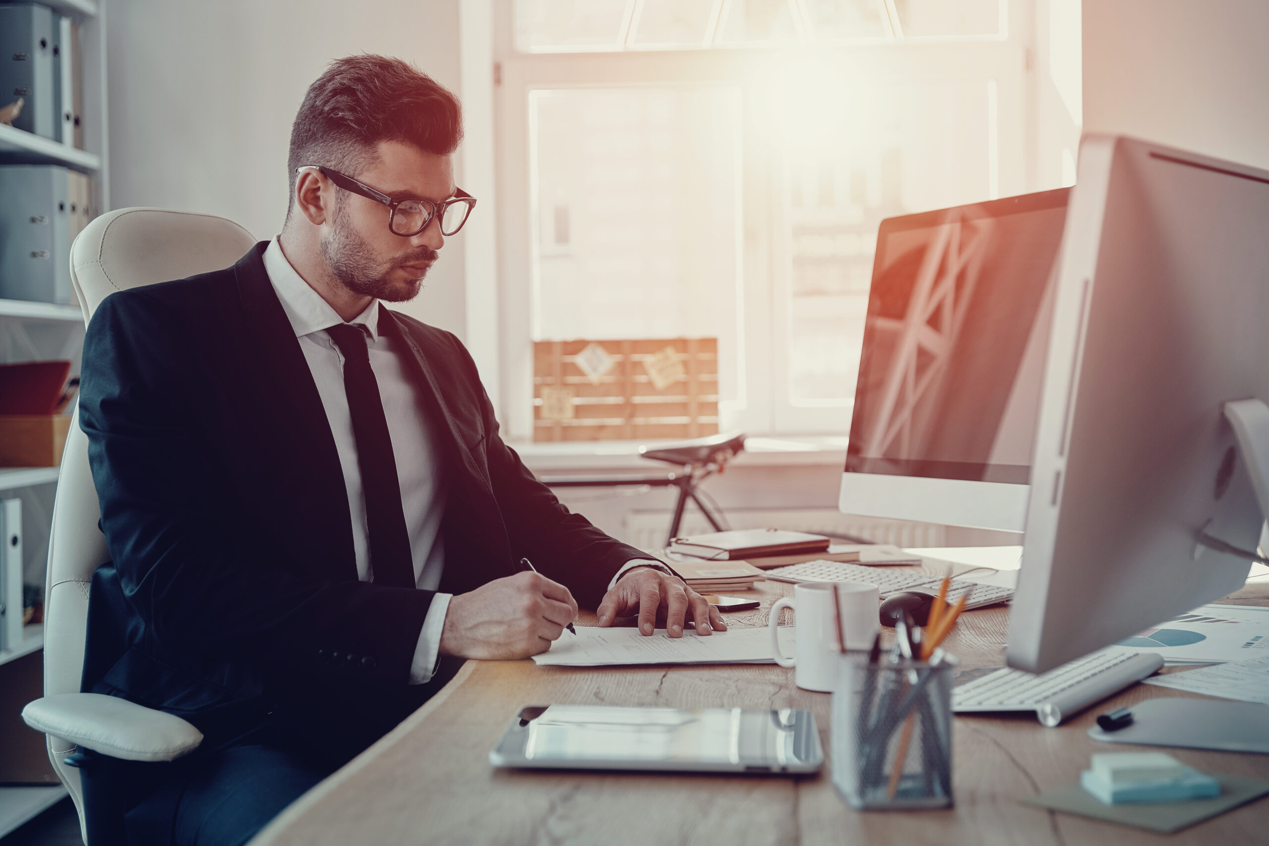 تسليم مفتاح المشروع مع إنهاء المستندات النهائية